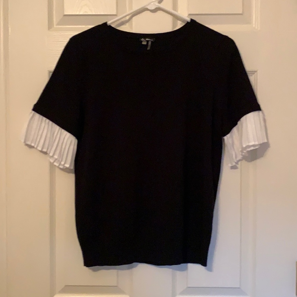 Nice Spring/Summer sweater